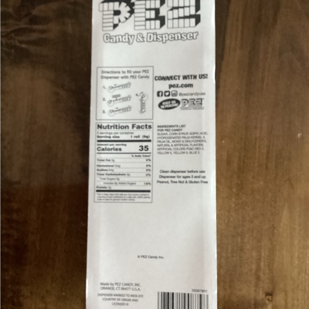 PEZ SUPER MARIO GIFT SET PLUS BONUS PEZ - Picture 7 of 8